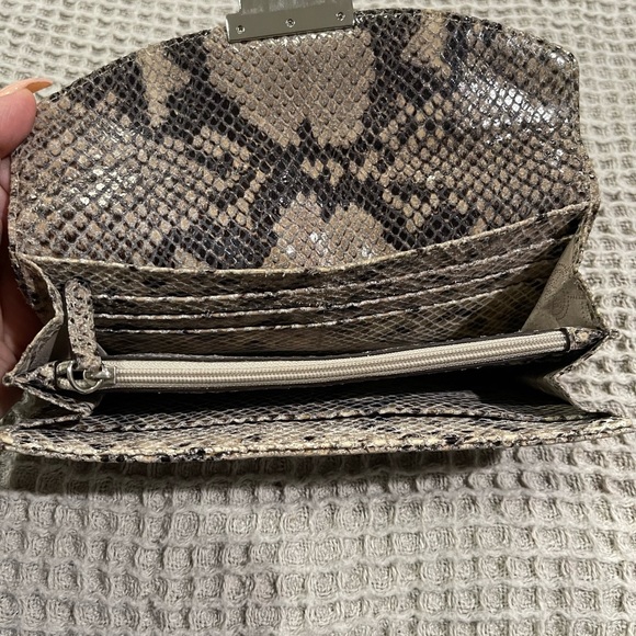 Michael Kors Shiny Snake Print Wallet - Picture 3 of 4